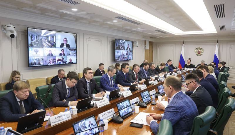 В Совете Федерации обсудили меры поддержки транспортно-логистической отрасли